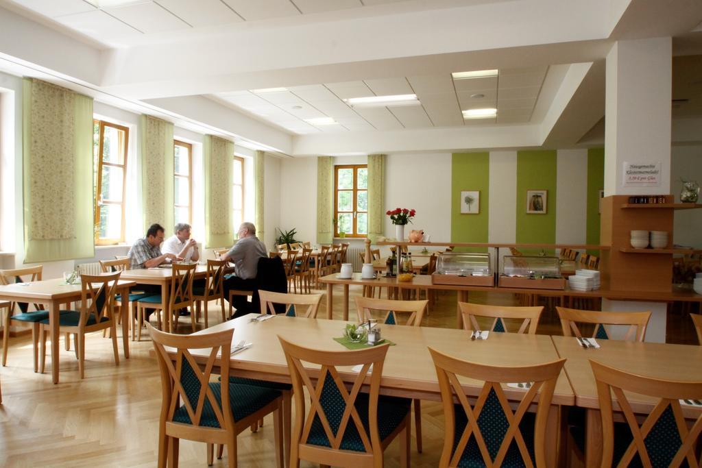 Kloster St. Josef 노이막트인더오버팔츠 외부 사진