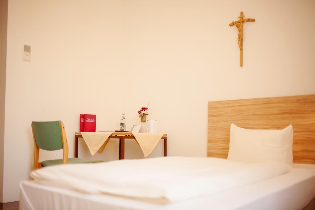 Kloster St. Josef 노이막트인더오버팔츠 외부 사진