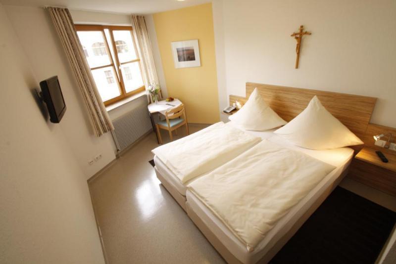 Kloster St. Josef 노이막트인더오버팔츠 외부 사진